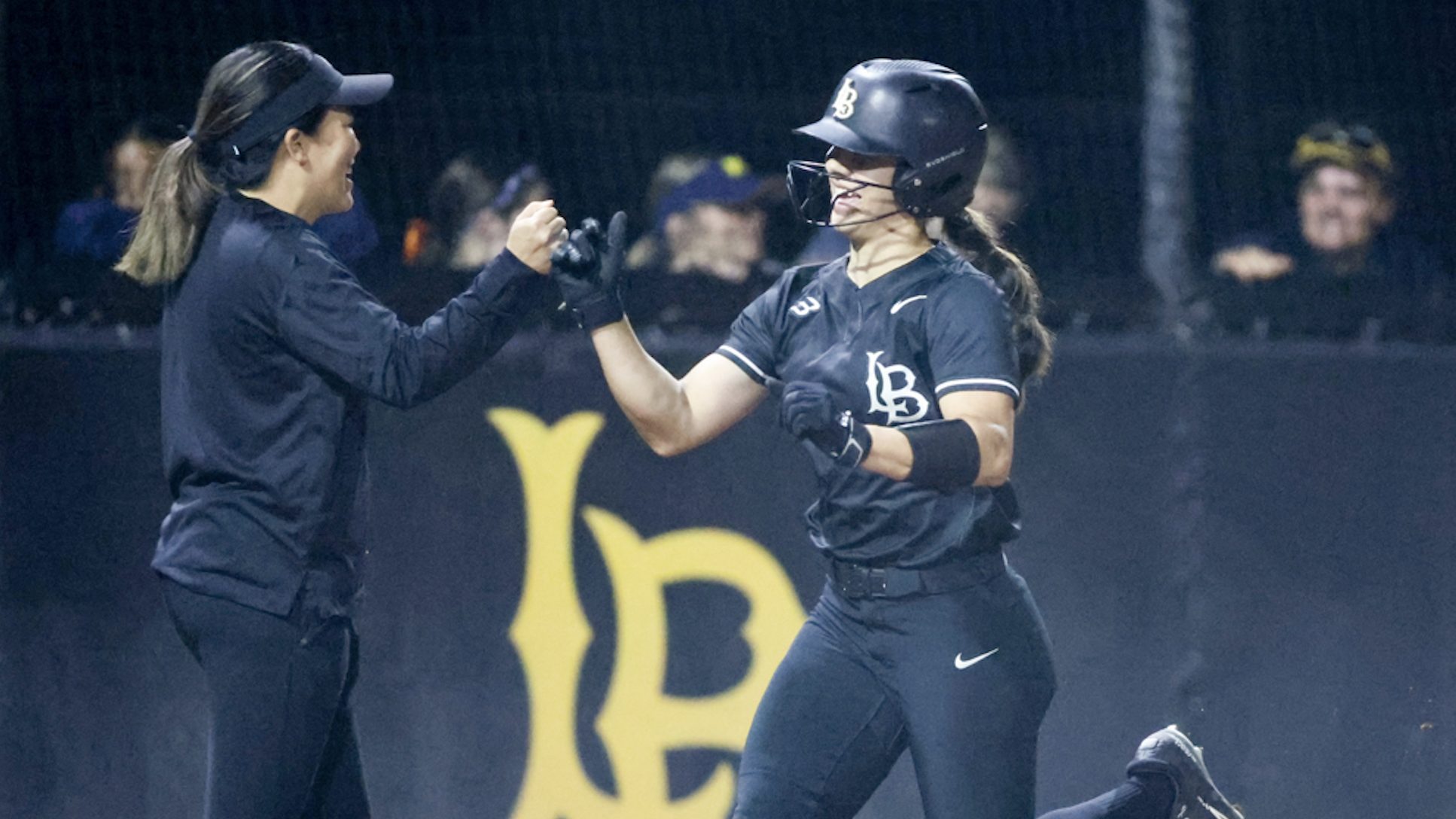 long-beach-state-softball-take-series-with-another-walk-off-win